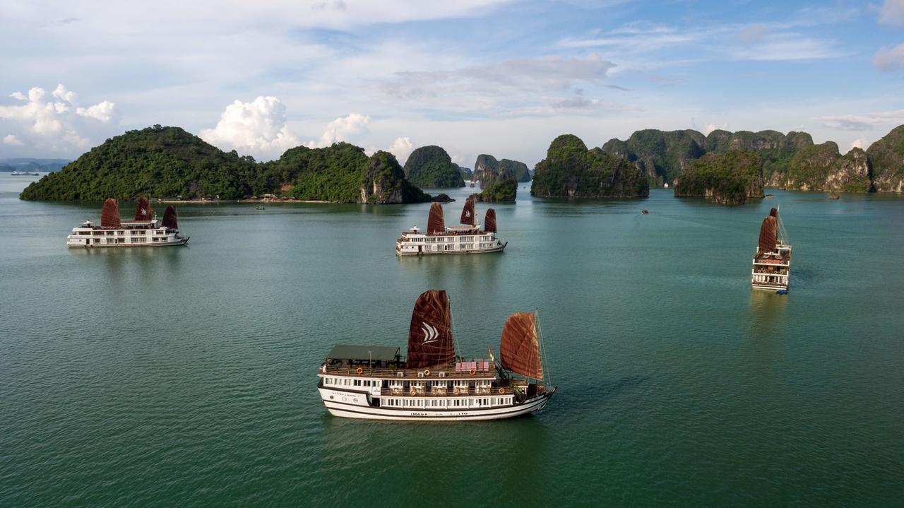 Halong Glory Legend Cruise Hotel Ха Лонг Екстериор снимка